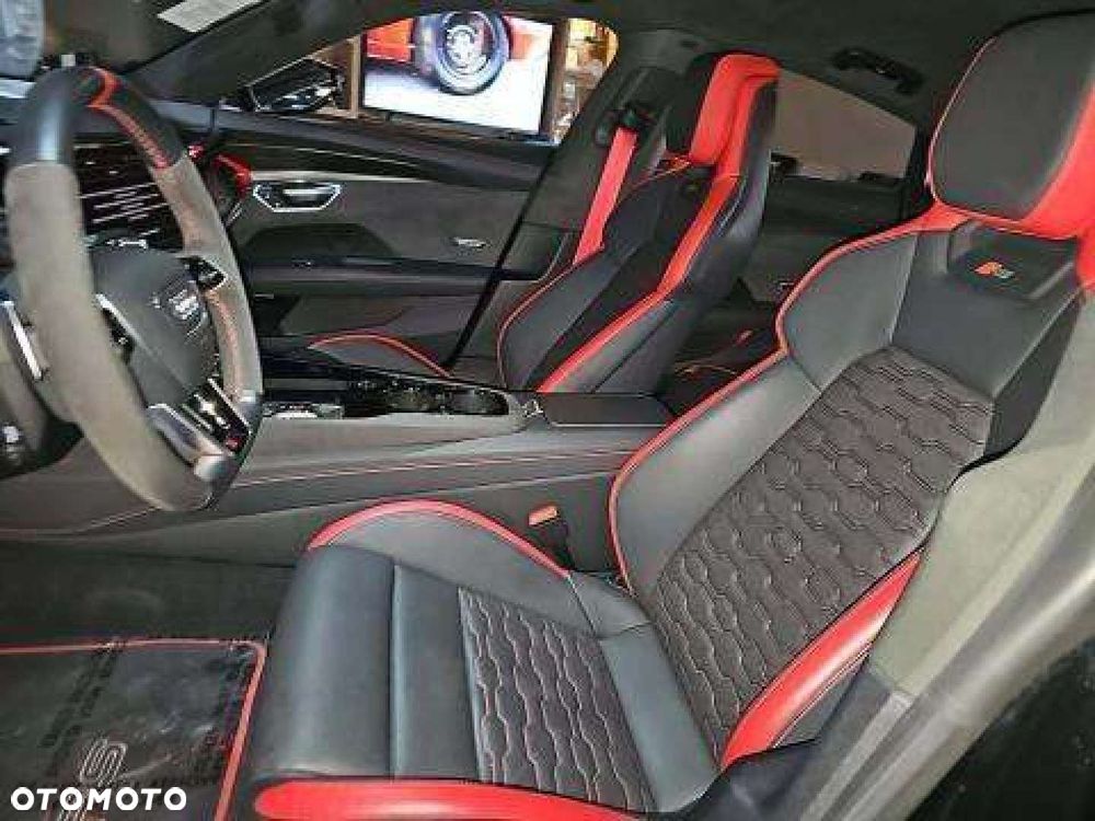 Audi RS e-tron GT - 7
