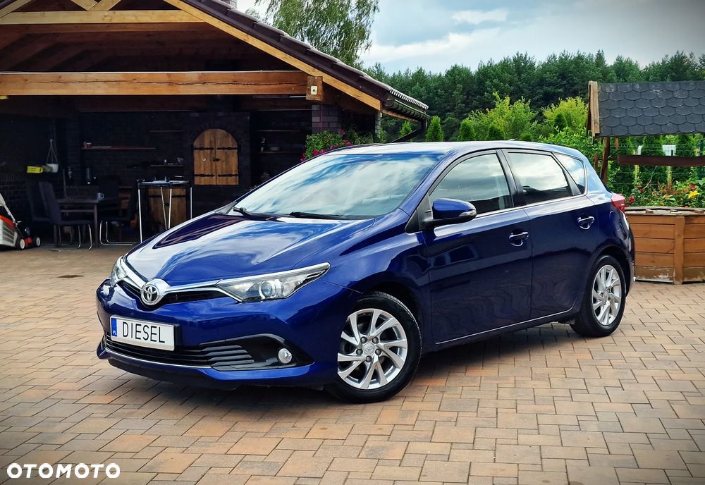 Toyota Auris 1.6 D-4D Prestige - 5