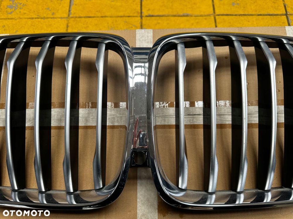 bmw x5 g05 lci lift kamera grill nerki chłodnicy 51135a67cc5 - 7