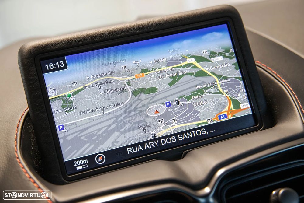 Aston Martin Vantage Coupe V8 - 28