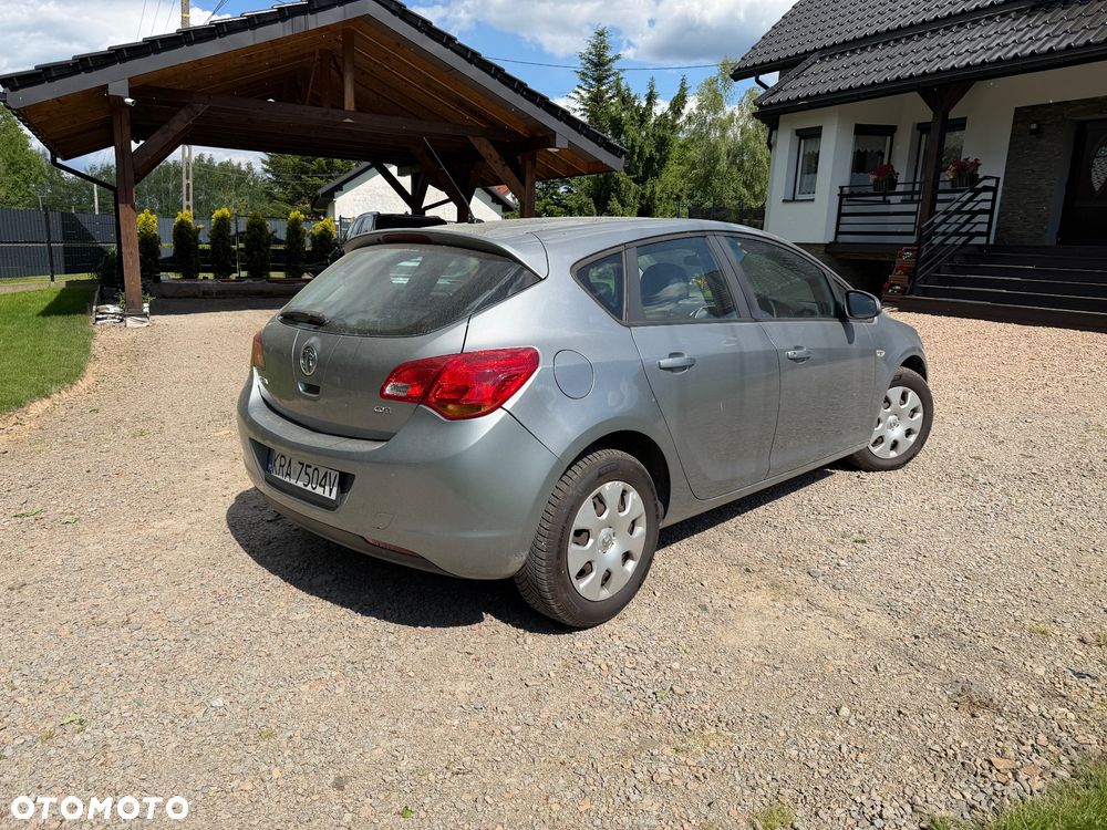Opel Astra 1.7 CDTI DPF - 3