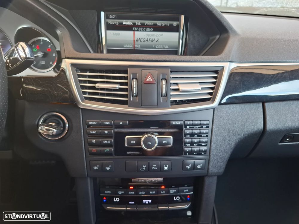 Mercedes-Benz E 300 Bluetec Hybrid Avantgarde - 29