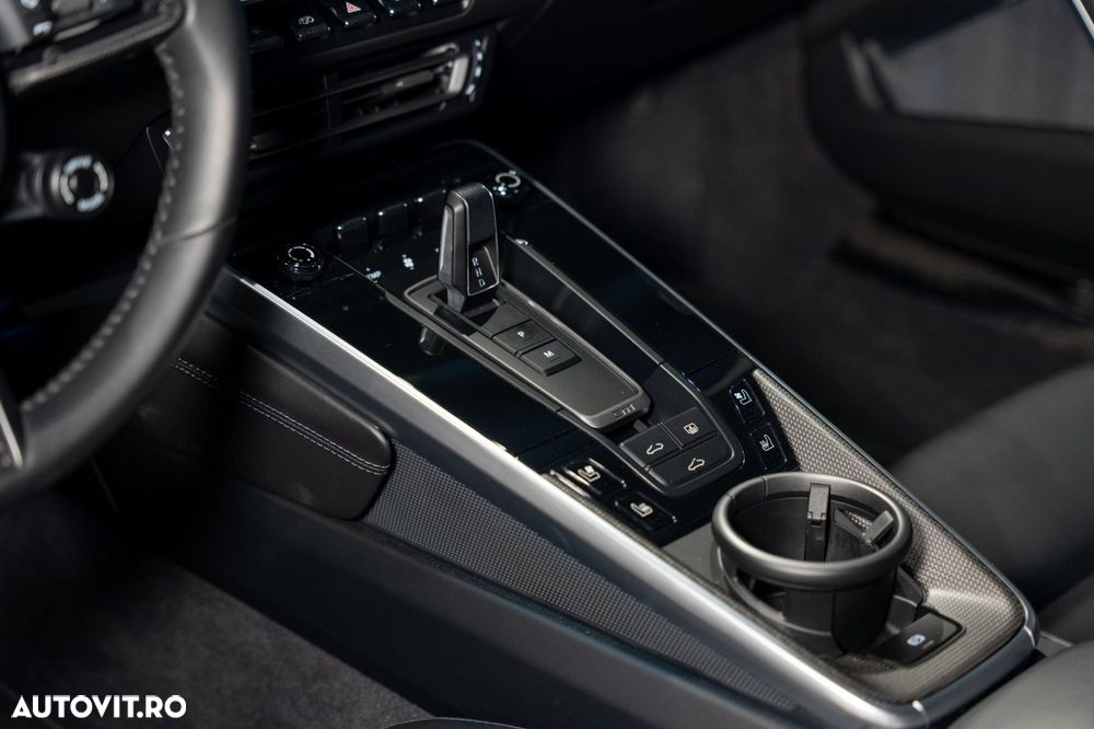 Porsche 911-TURBO-S - 26