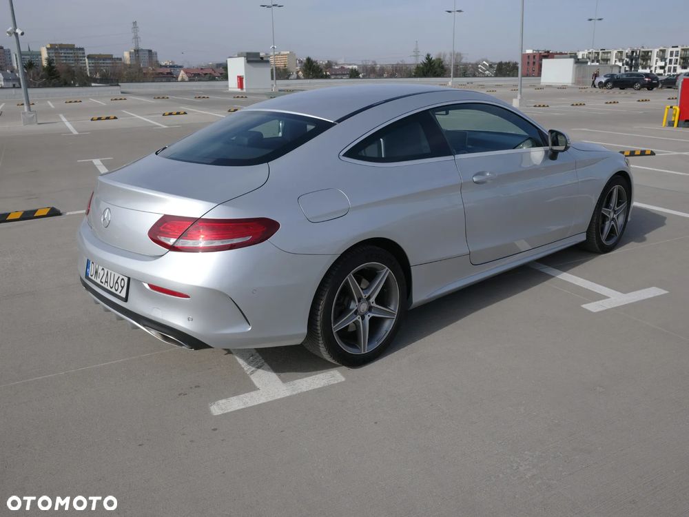 Mercedes-Benz Klasa C 300 7G-TRONIC - 8