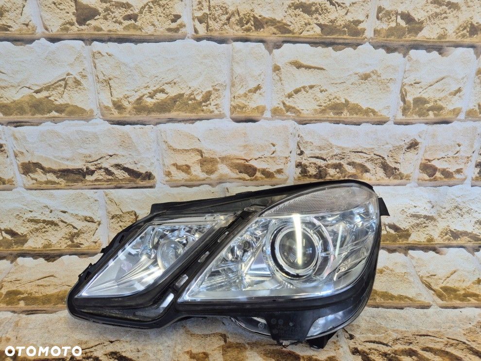 mercedes e KLASA w212 xenon skrętny ils lewa lampa europa - 1