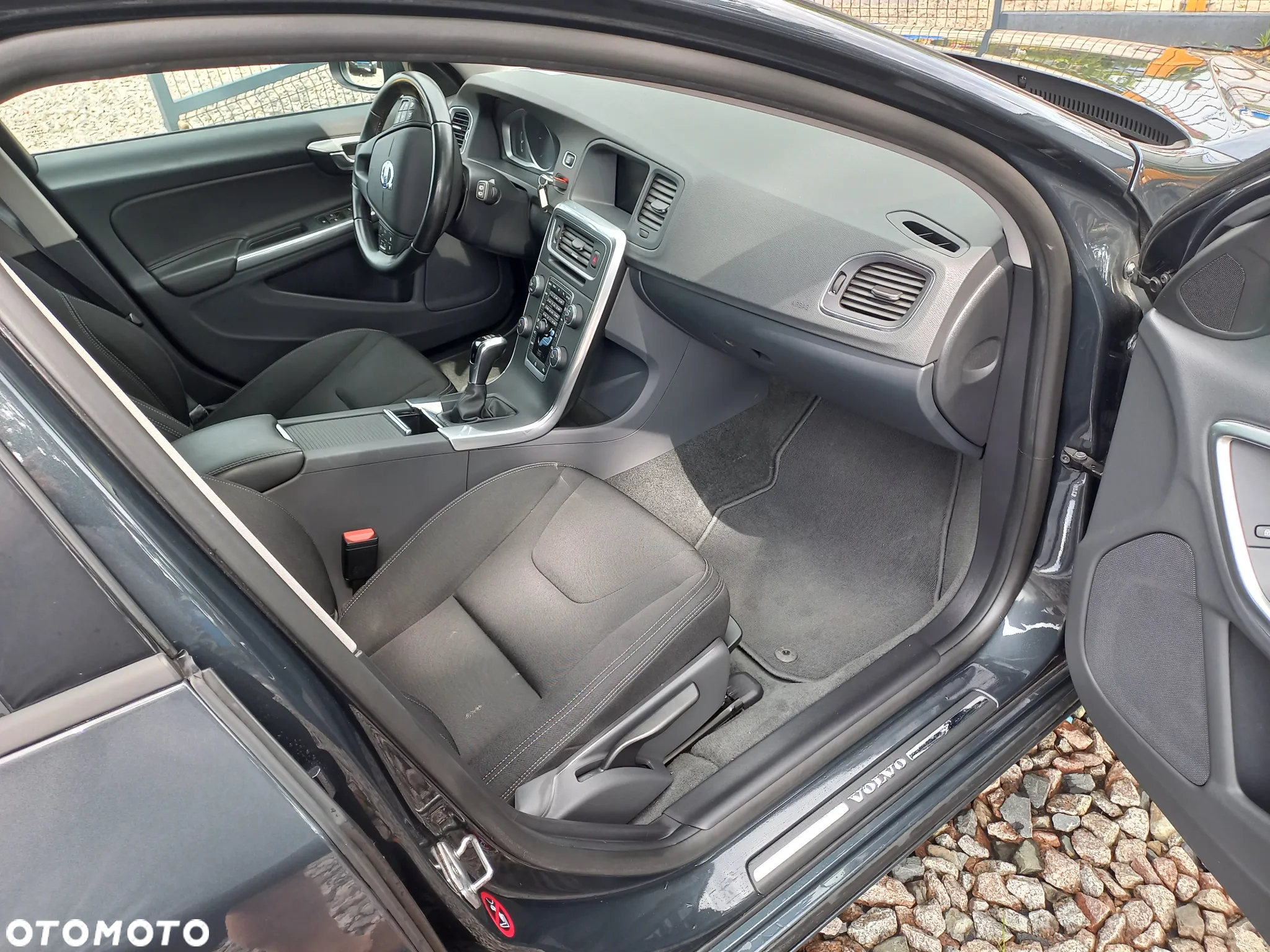 Volvo V60 D2 Drive-E Dynamic Edition (Kinetic) - 21