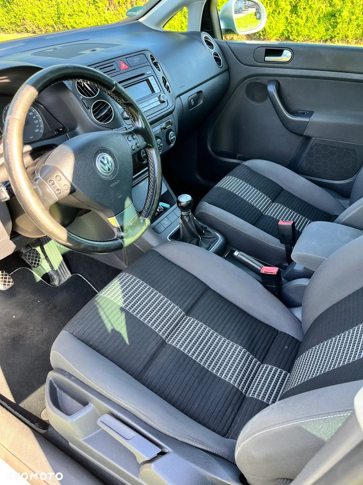 Volkswagen Golf Plus - 8