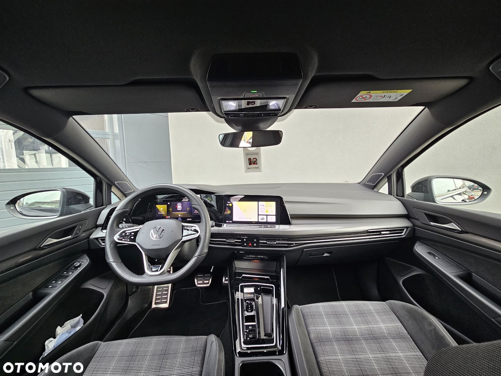 Volkswagen Golf - 25