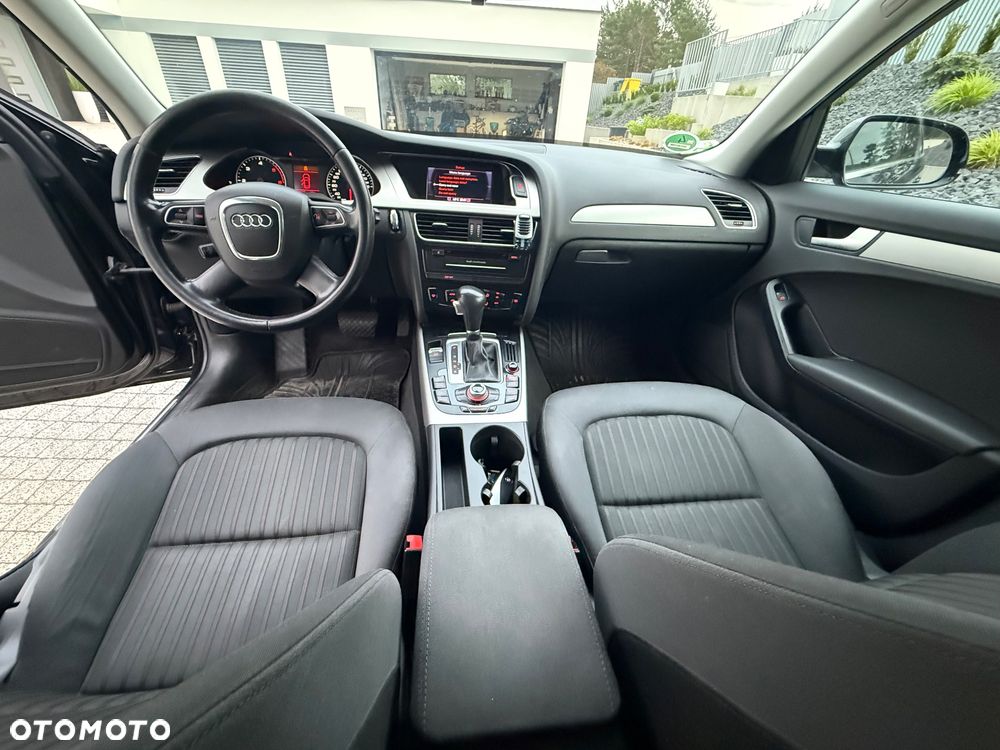 Audi A4 Avant 2.0 TDI Multitronic - 35
