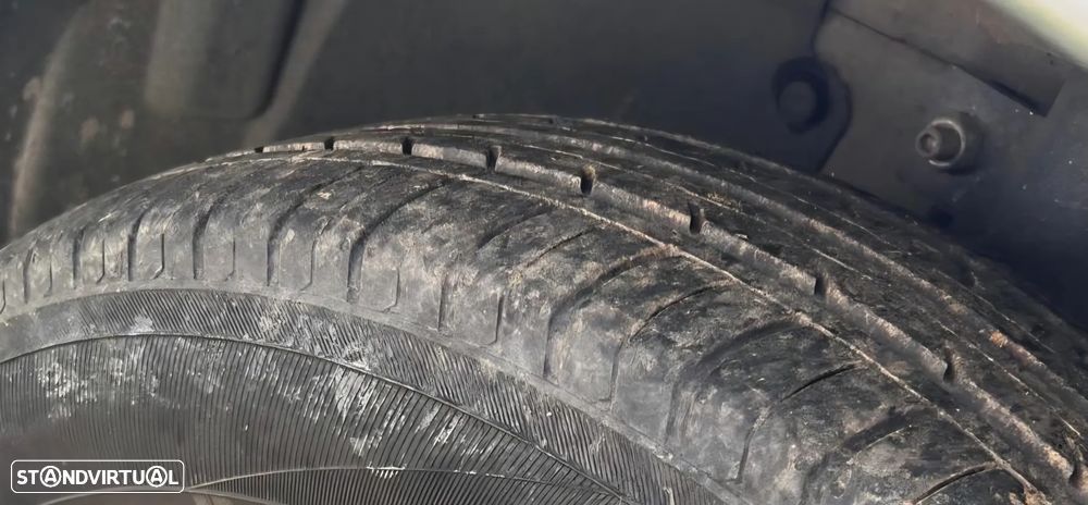 Citroën C3 1.4 HDi SX + - 21