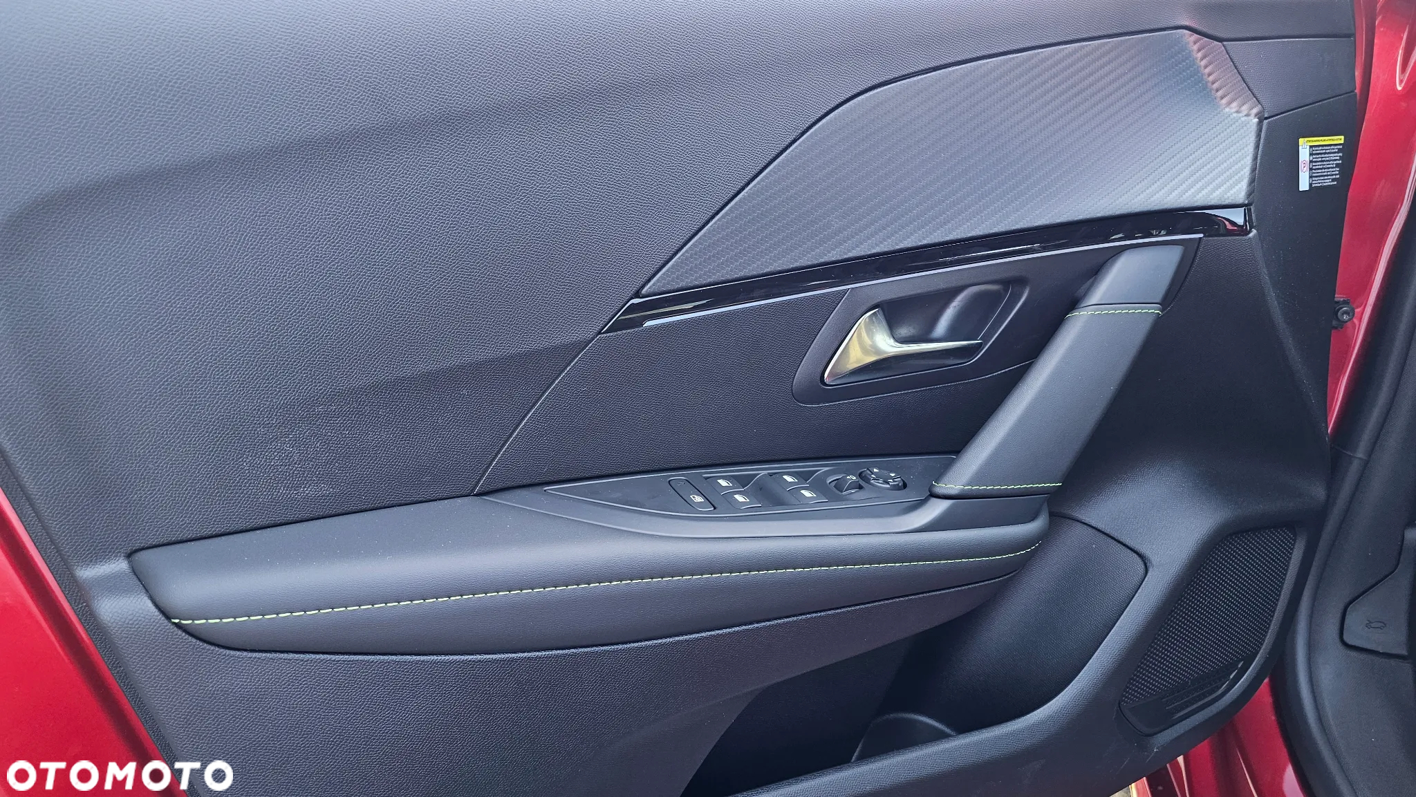 Peugeot 208 e-208 54kWh GT - 8