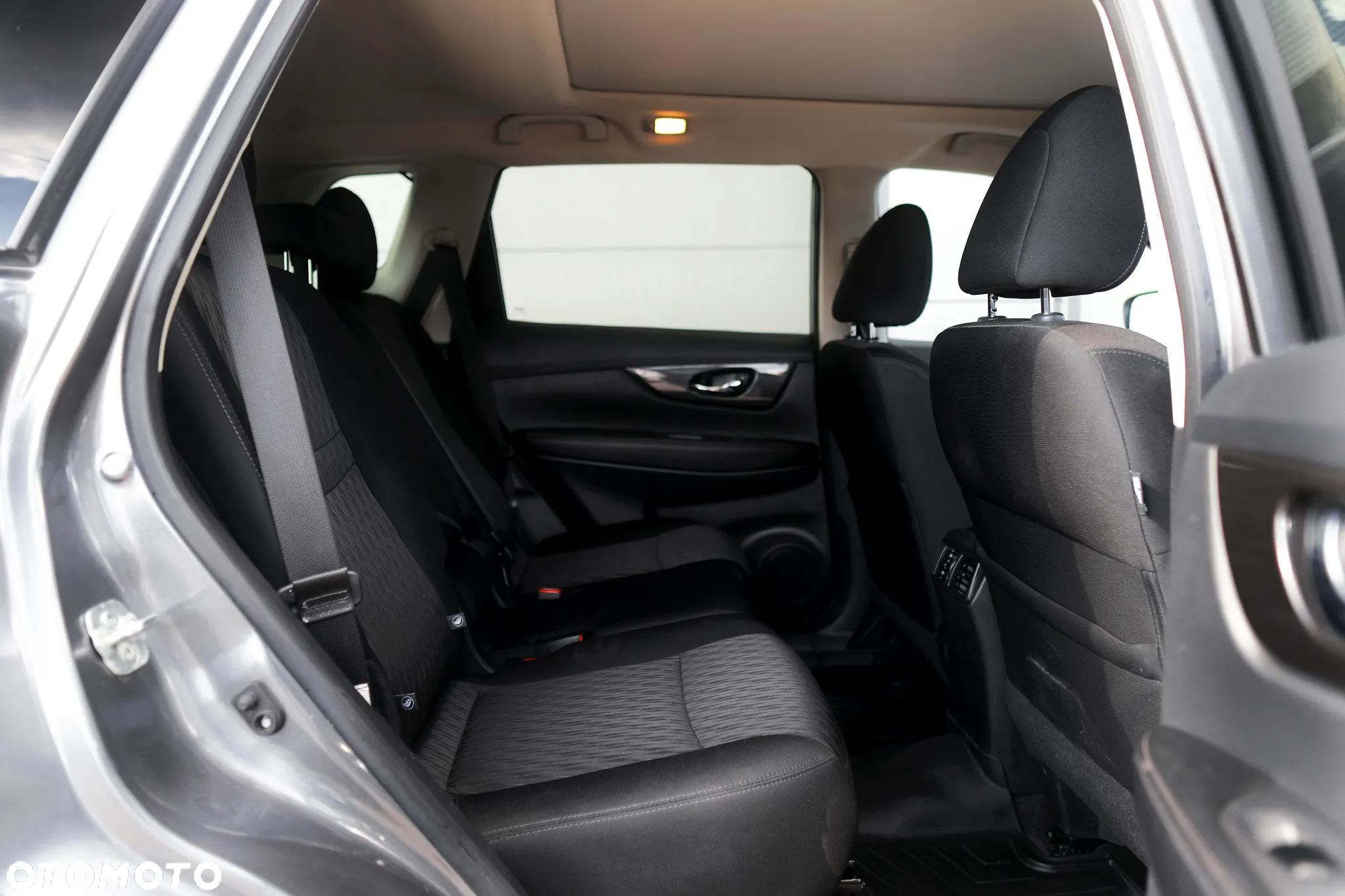 Nissan Rogue - 22
