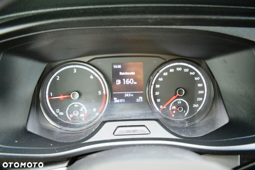 Volkswagen TRANSPORTER T6.1 DOKA - 30