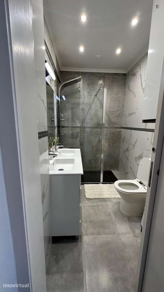 Apartamento com 1 quartos - localizado em Portimao - Grande imagem: 3/18