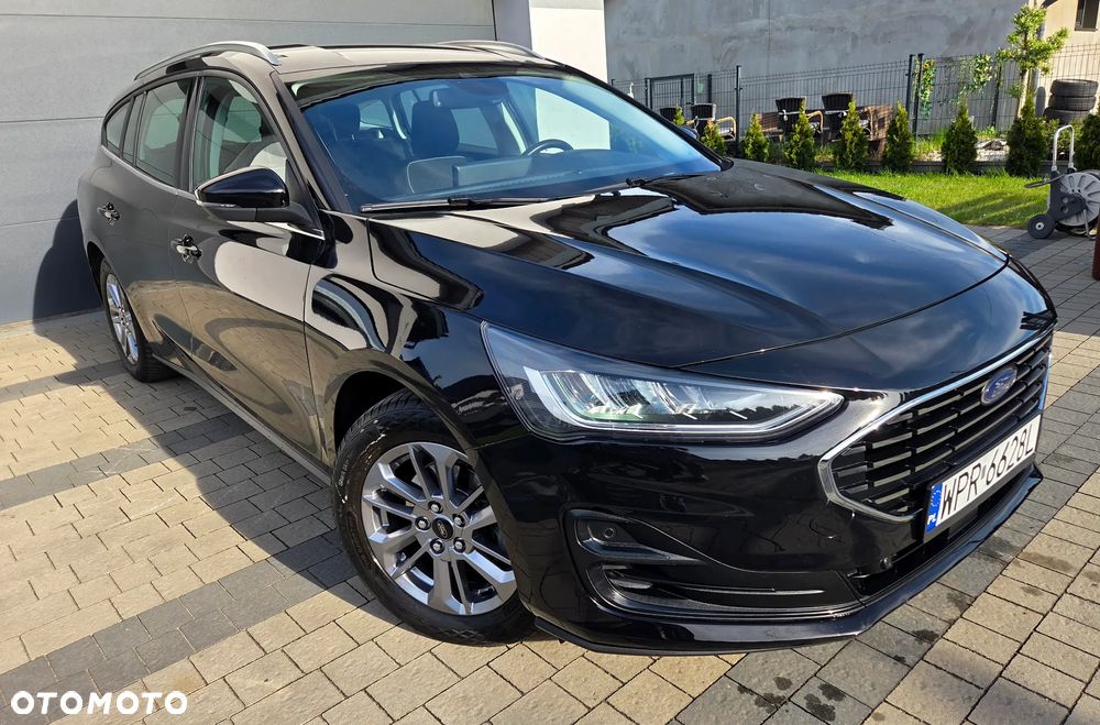 Ford Focus 1.0 EcoBoost Titanium - 1