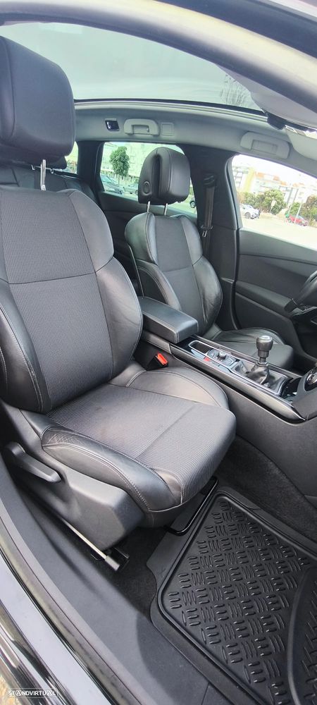 Peugeot 508 SW HDi FAP 140 Allure - 26