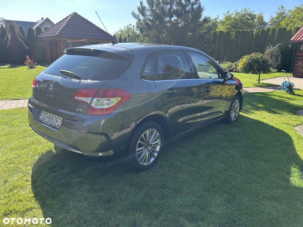 Citroën C4 2.0 HDi Exclusive - 4