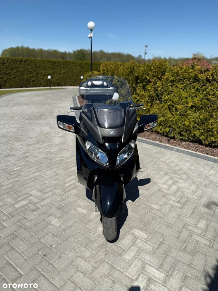 Suzuki Burgman - 1