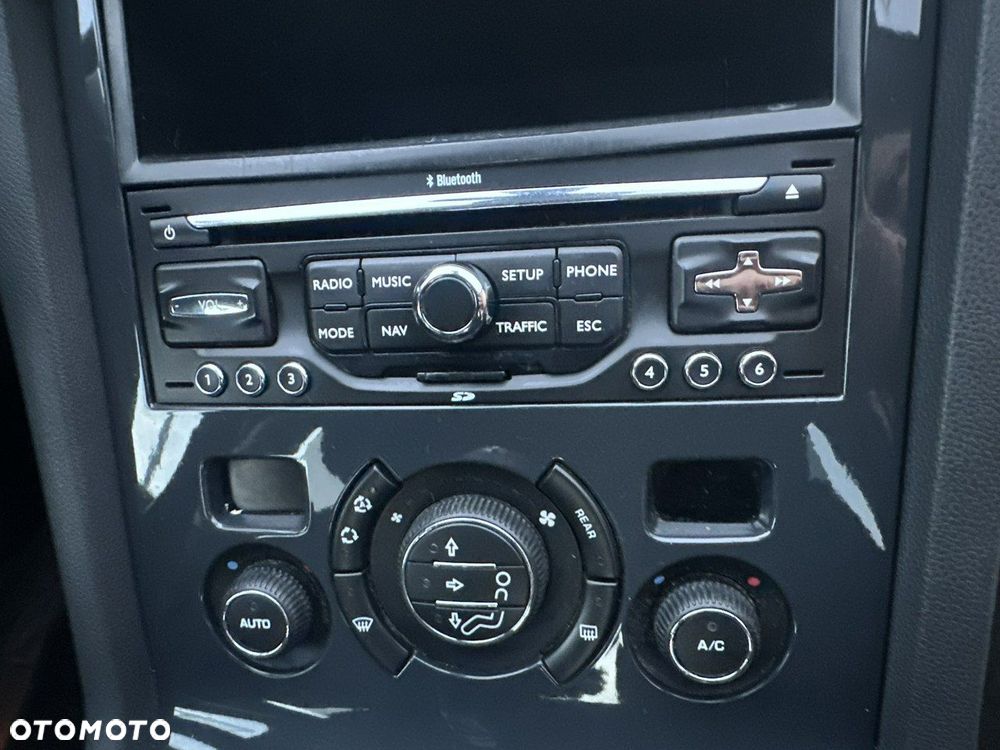 Peugeot 5008 - 17