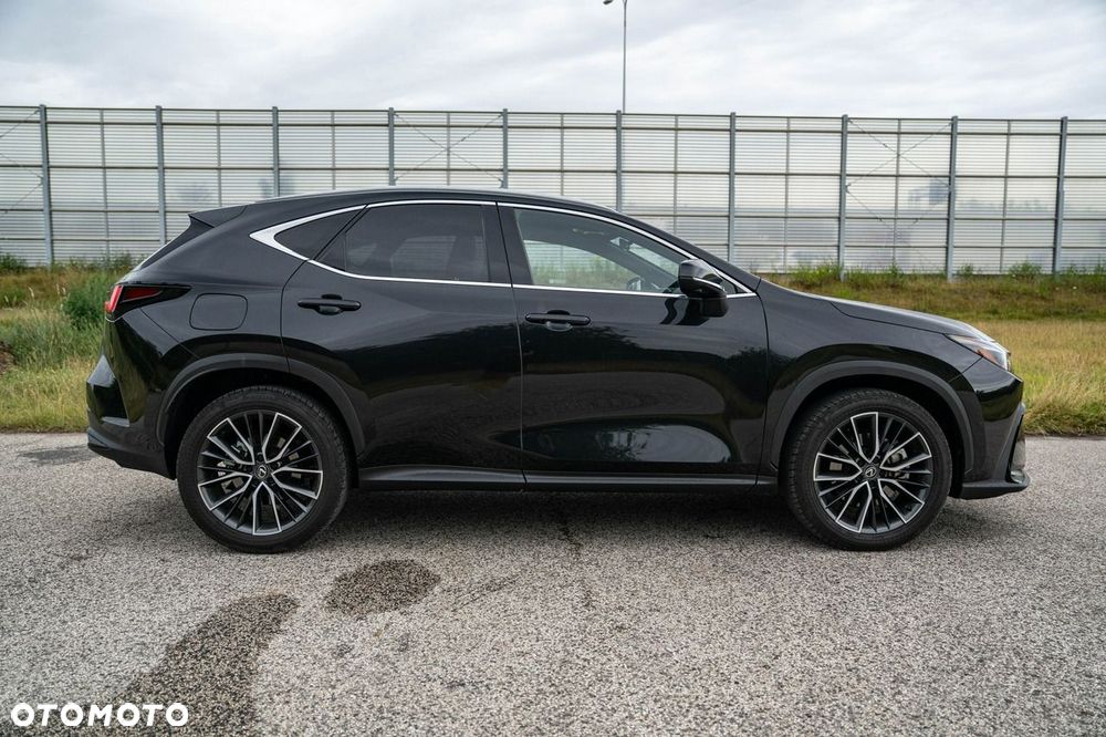 Lexus NX 450h+ E-FOUR Executive-Paket - 11