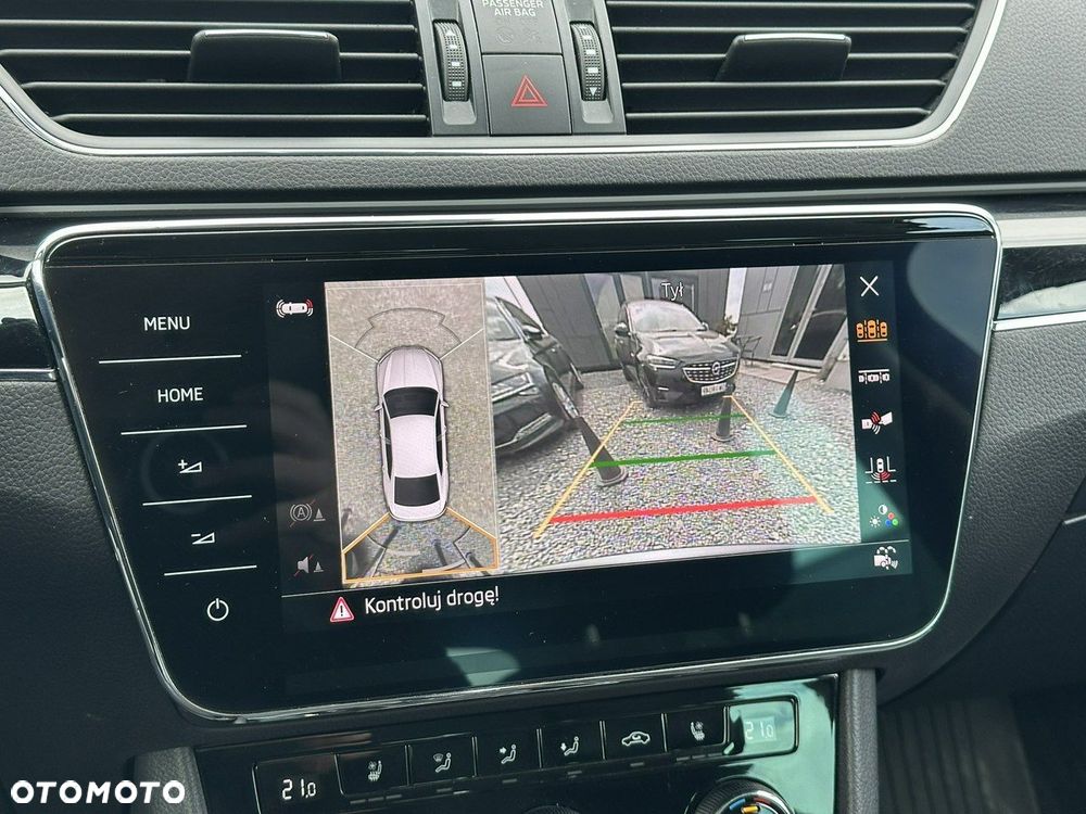 Skoda Superb 2.0 TSI 4x4 L&K DSG - 26