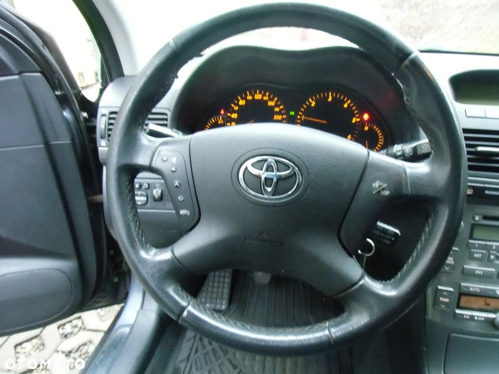 Toyota Avensis 2.2 D-CAT Executive - 15