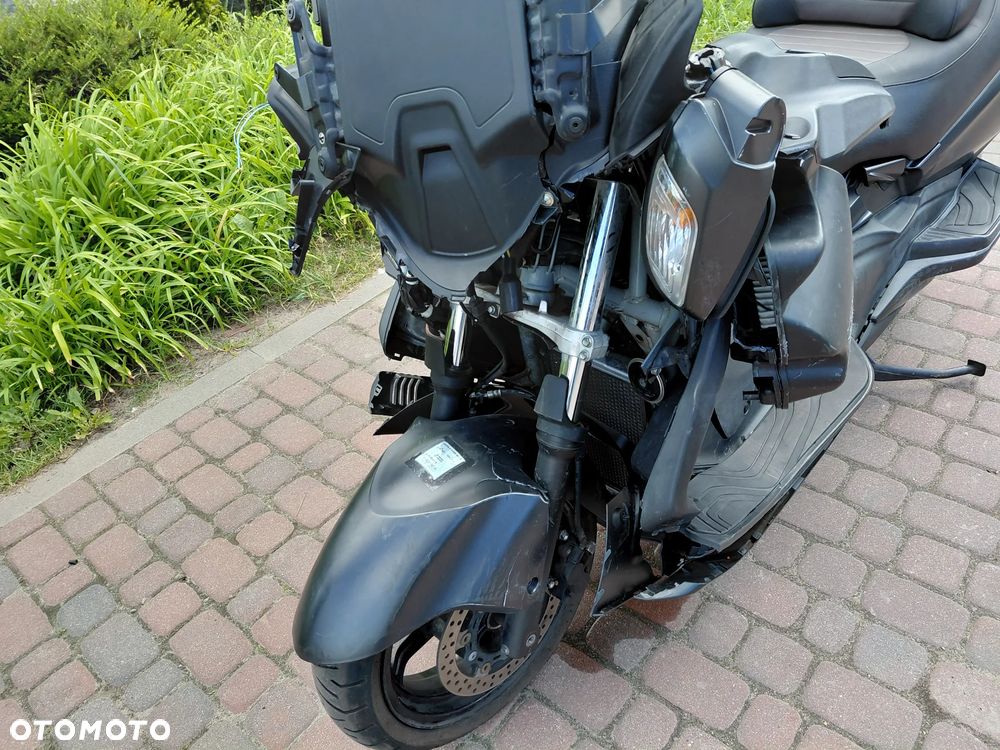 Suzuki Burgman - 8