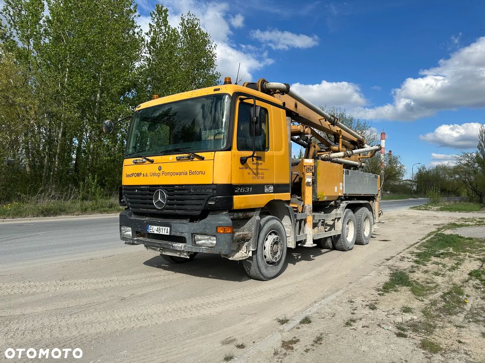 Mercedes-Benz Actros - 4