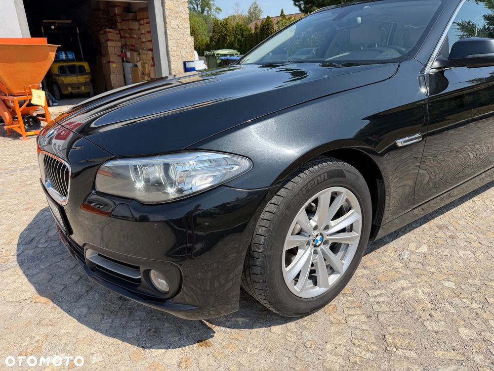 BMW Seria 5 518d Sport Line - 3