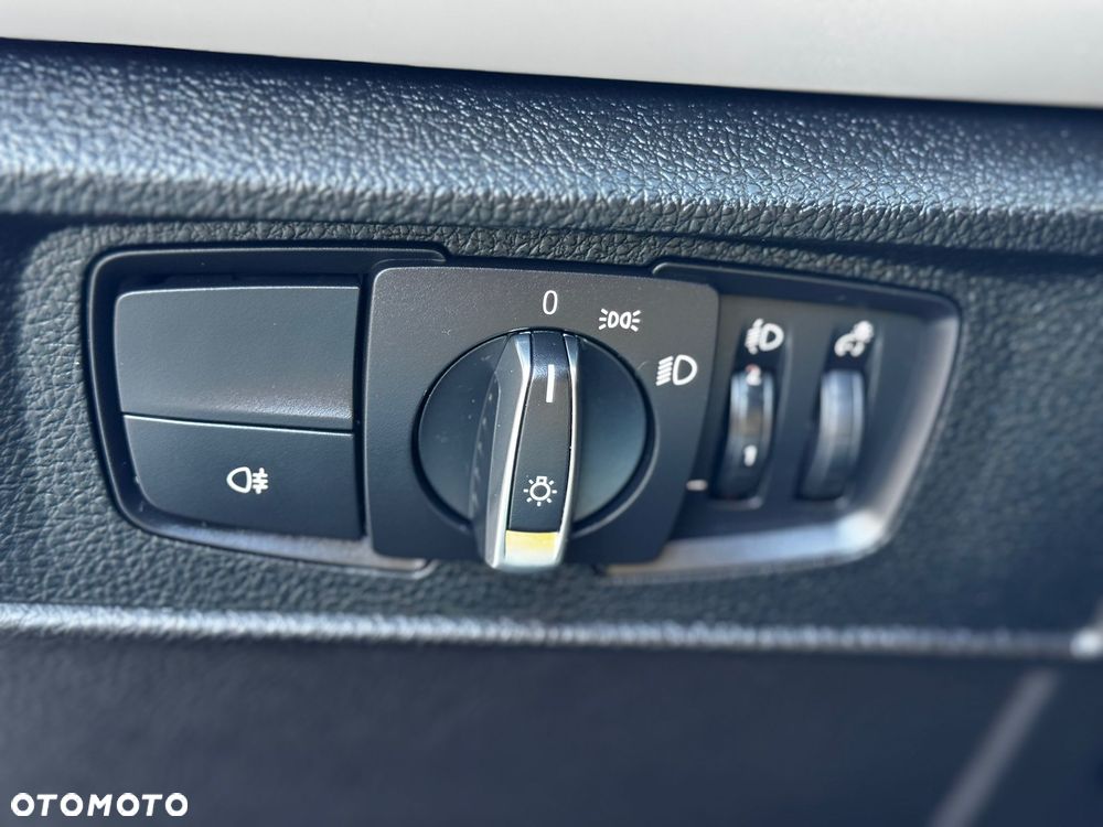 BMW Seria 1 116i Sport Line - 26