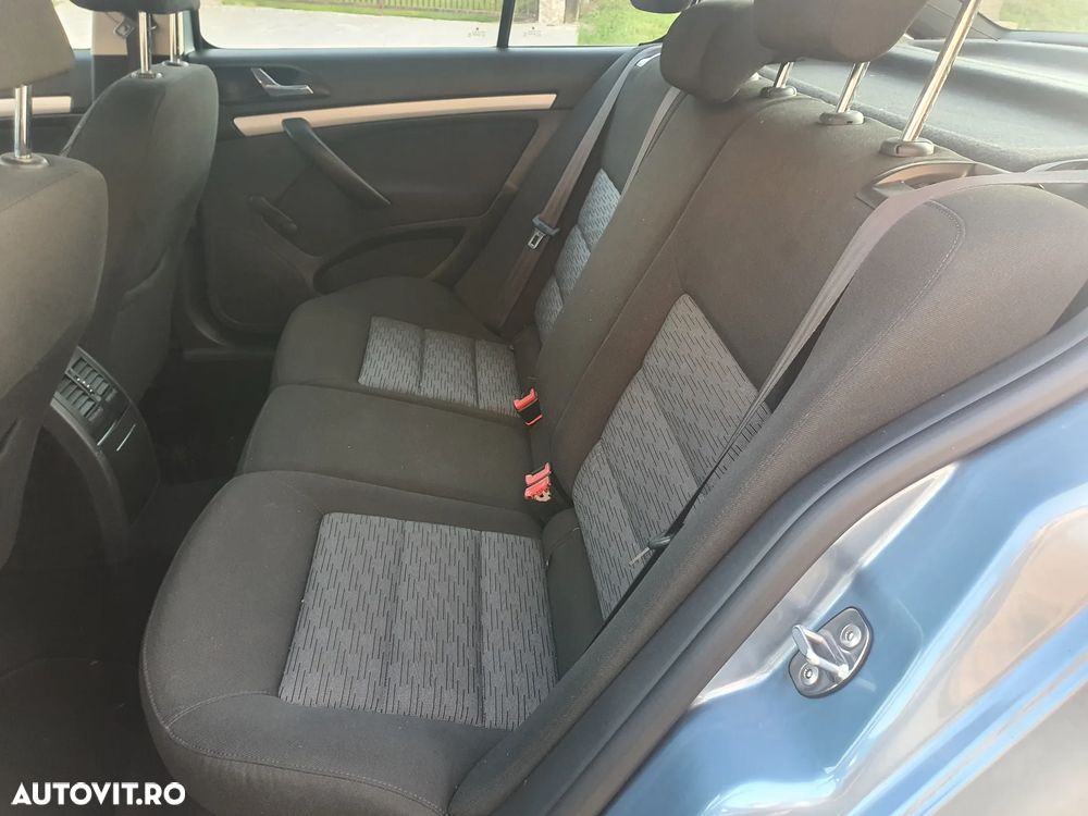 Skoda Octavia 1.4 TSI Ambiente Green tec - 11