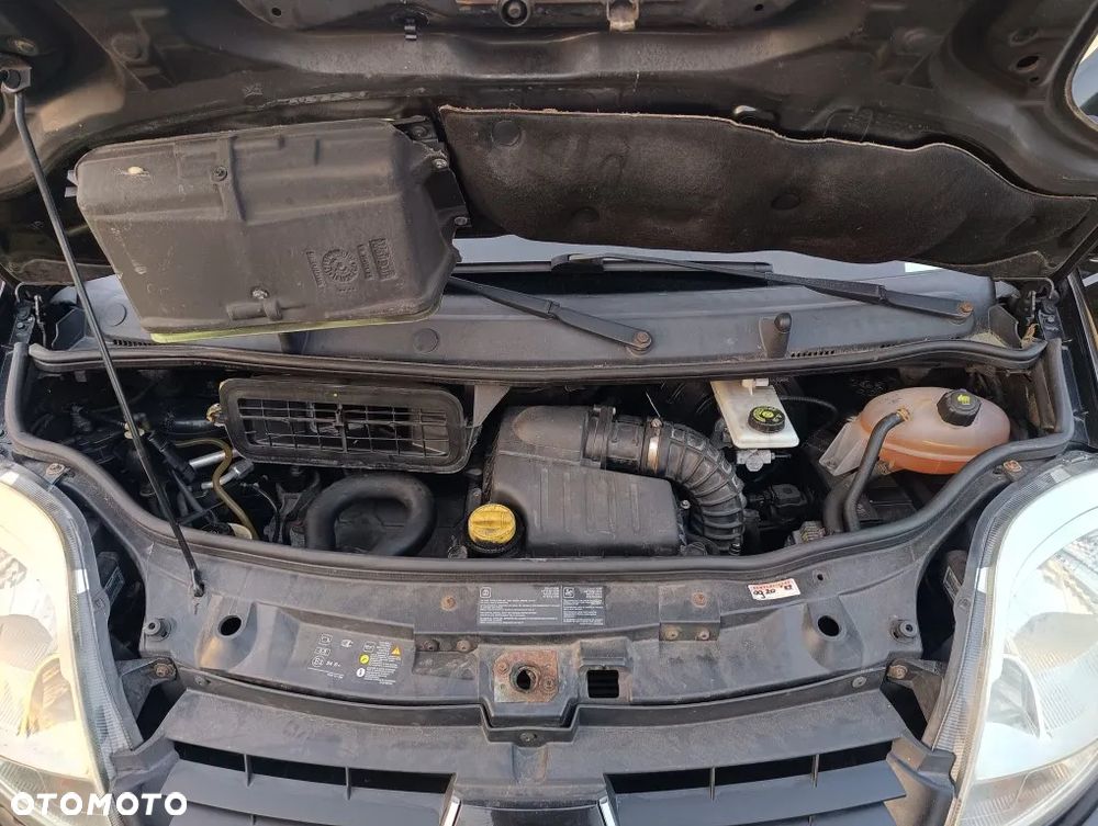 Renault Trafic - 30
