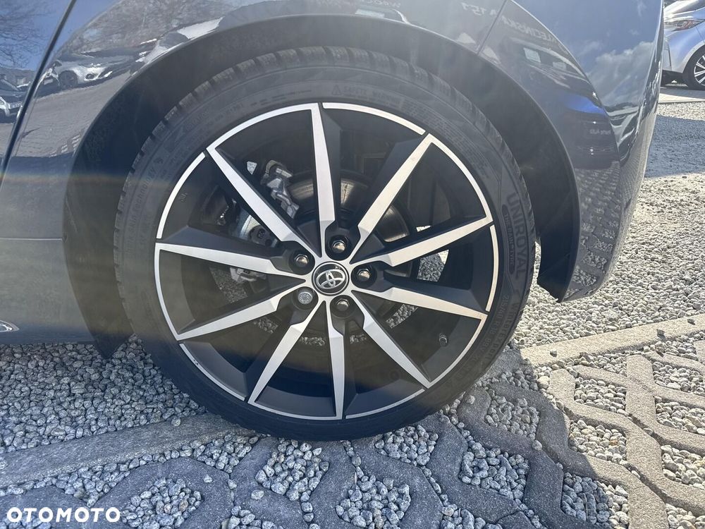 Toyota Yaris - 18