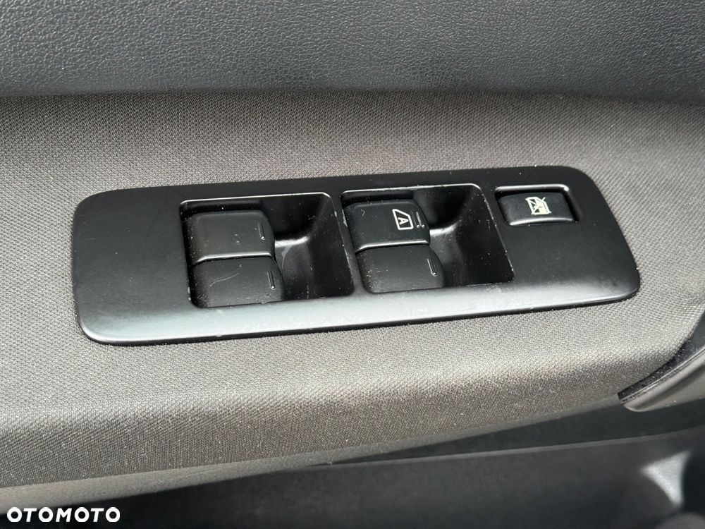 Nissan Qashqai 1.5 dCi DPF acenta - 26