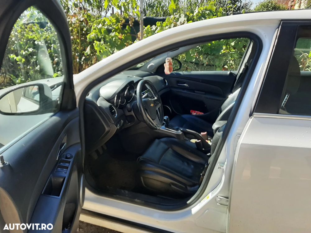 Chevrolet Cruze 2.0 LTZ - 8