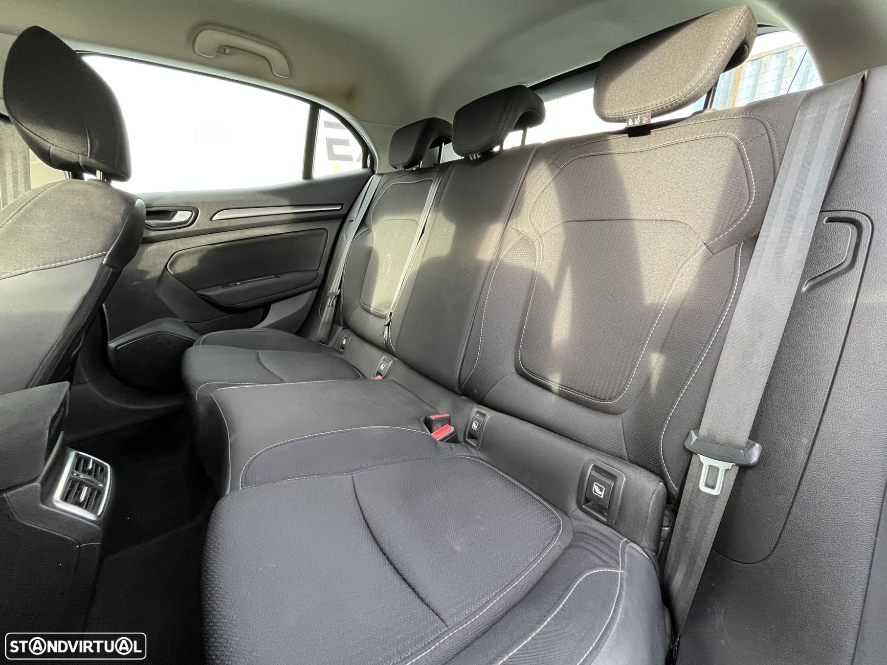 Renault Mégane 1.5 Blue dCi Intens - 16