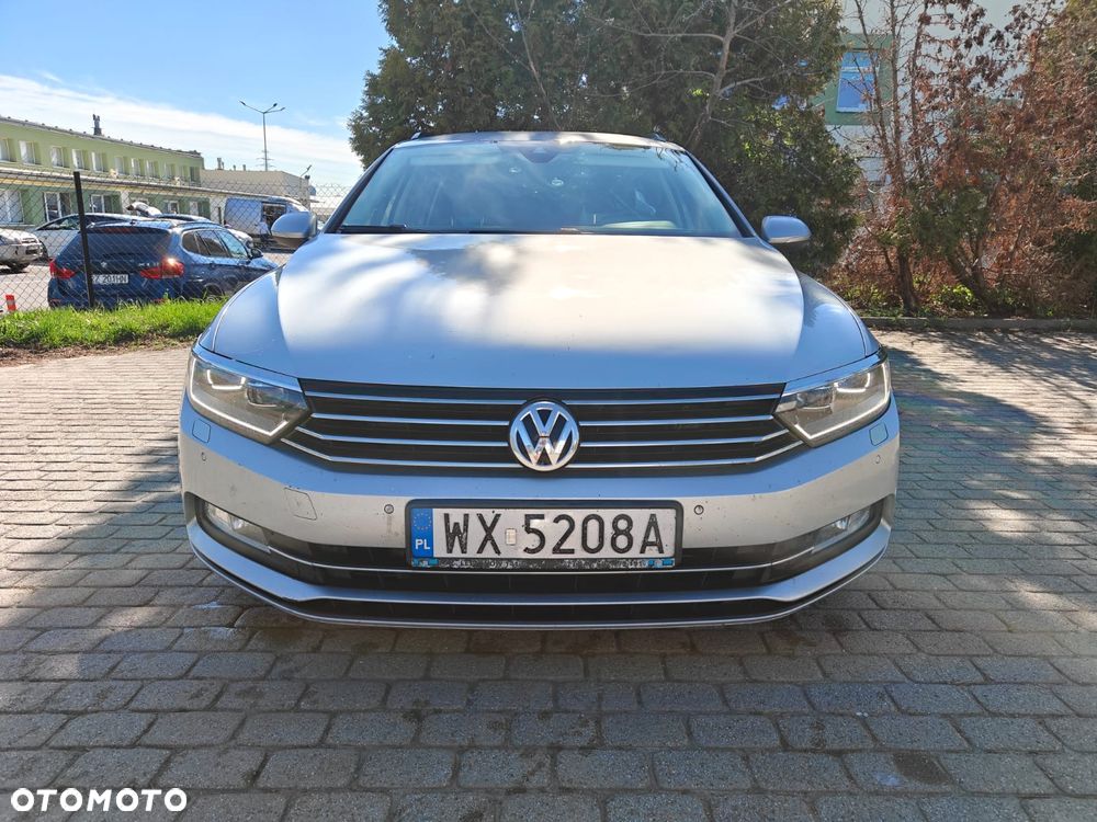 Volkswagen Passat 2.0 TDI SCR DSG Comfortline - 8