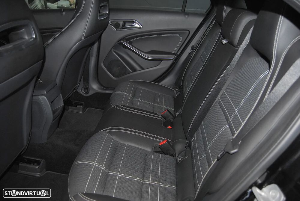 Mercedes-Benz A 180 d Urban Aut. - 18