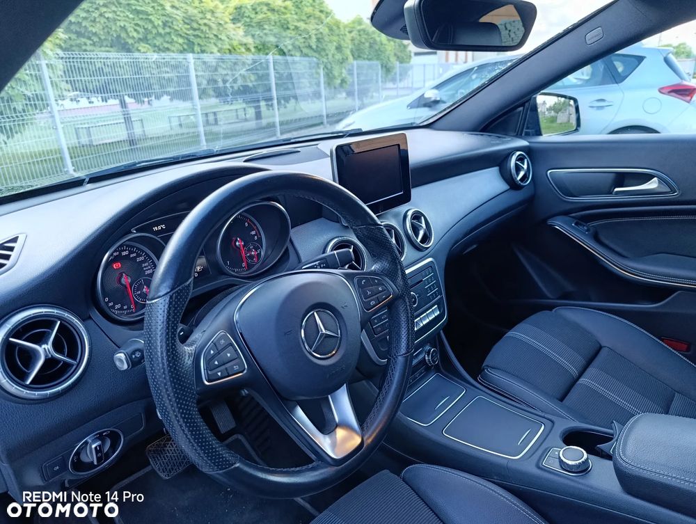 Mercedes-Benz CLA - 28