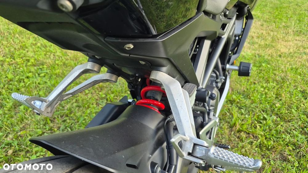 Honda CBR - 13