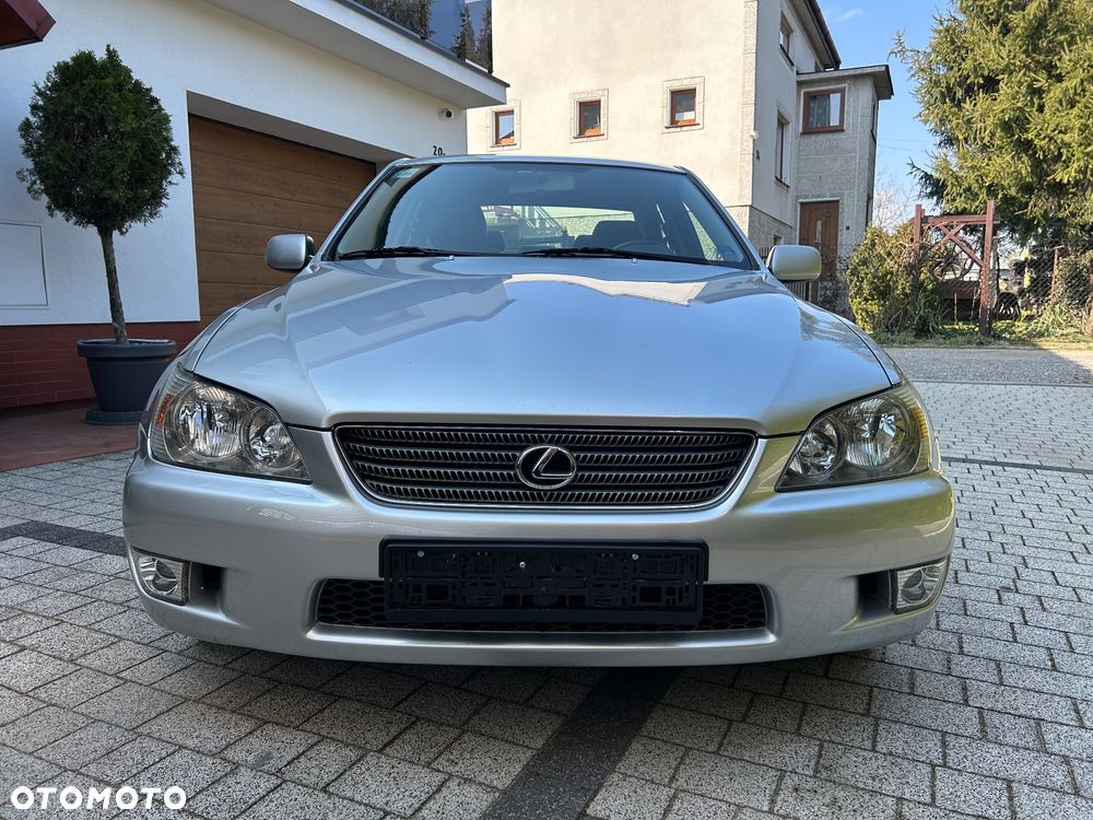 Lexus IS 200 Elegance - 9