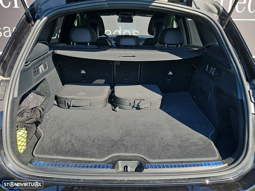 Mercedes-Benz GLC 300 de 4Matic 9G-TRONIC AMG Line Advanced - 23
