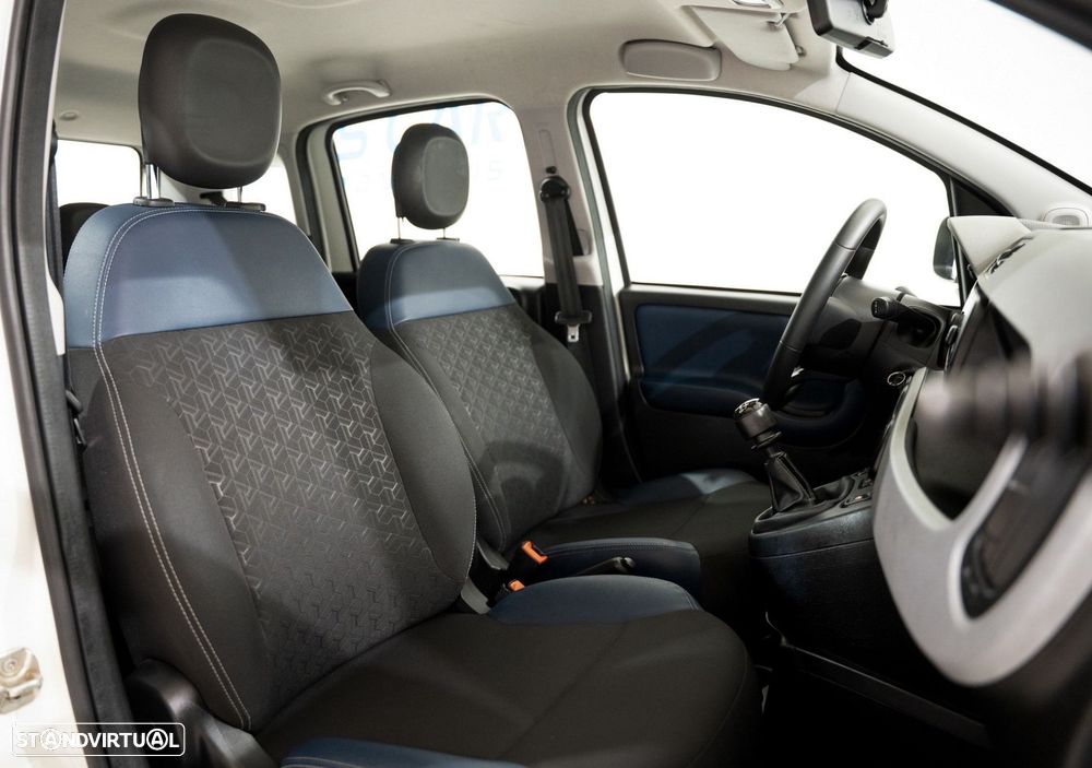 Fiat Panda 1.0 Hybrid City Cross - 11