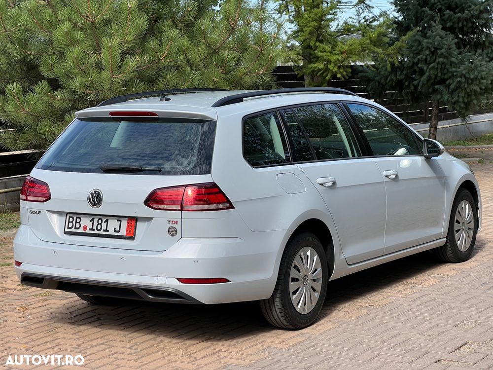 Volkswagen Golf 1.6 TDI Comfortline - 8
