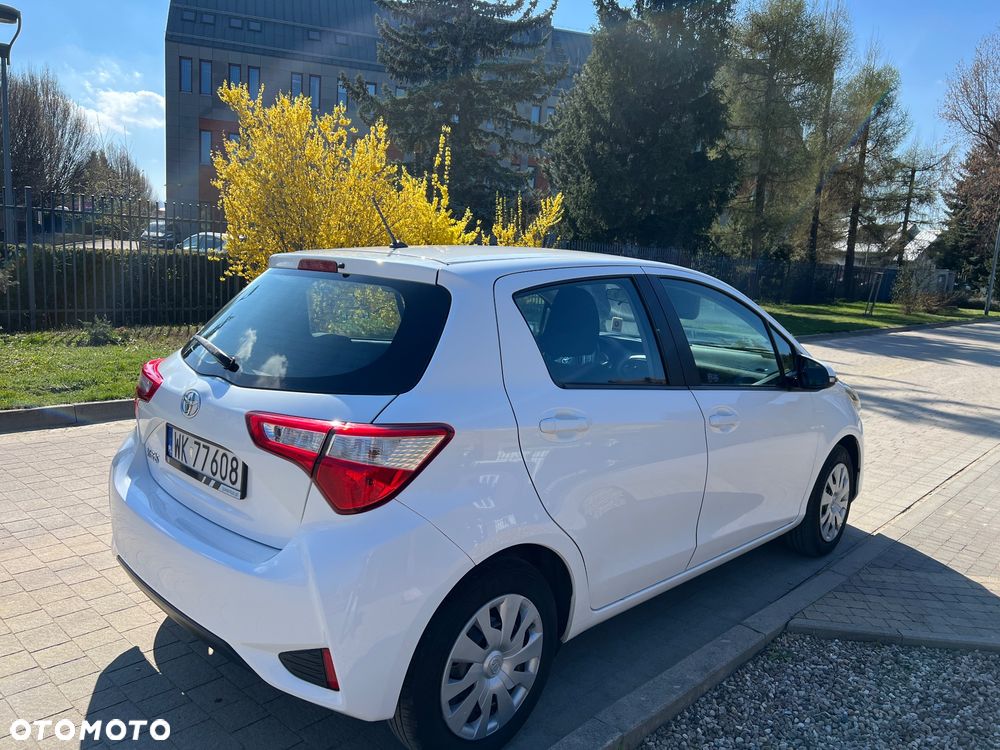 Toyota Yaris 1.0 Active - 13