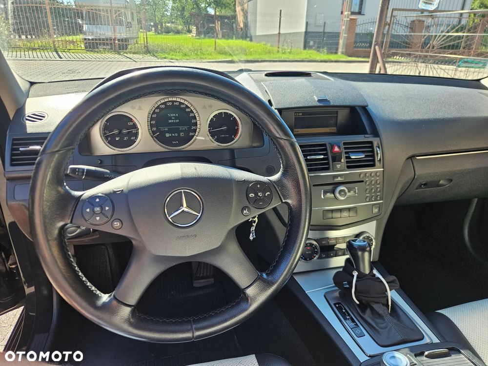 Mercedes-Benz Klasa C 220 CDI DPF Automatik Avantgarde - 14