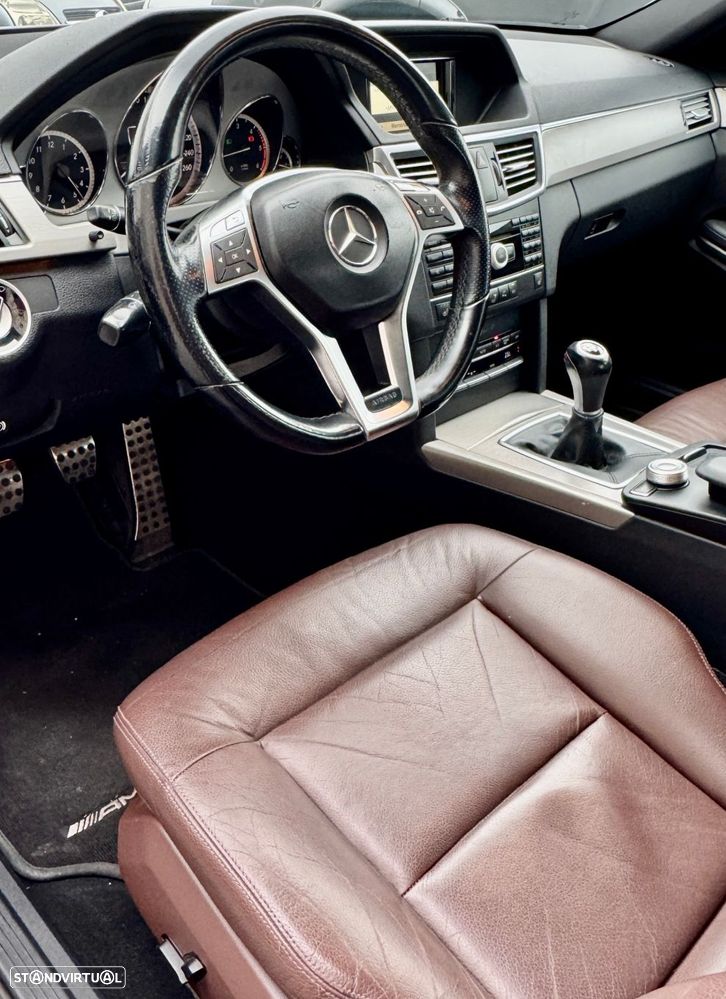 Mercedes-Benz E 200 - 4