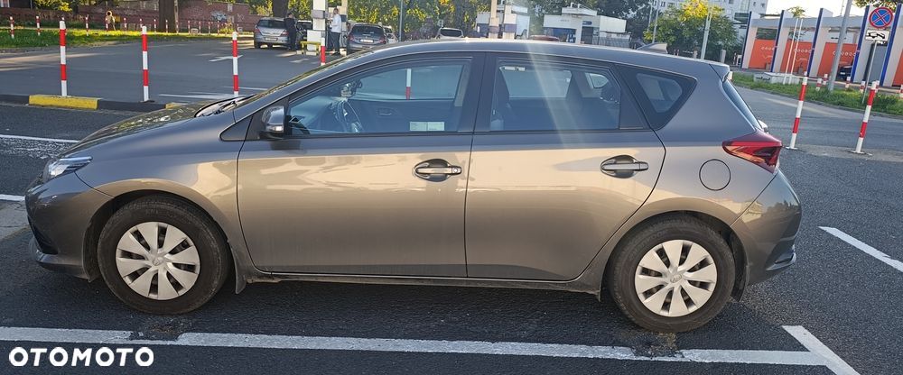 Toyota Auris - 8