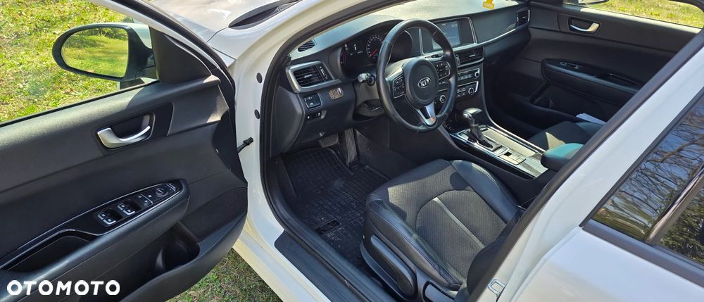 Kia Optima 1.7 CRDI L DCT - 13