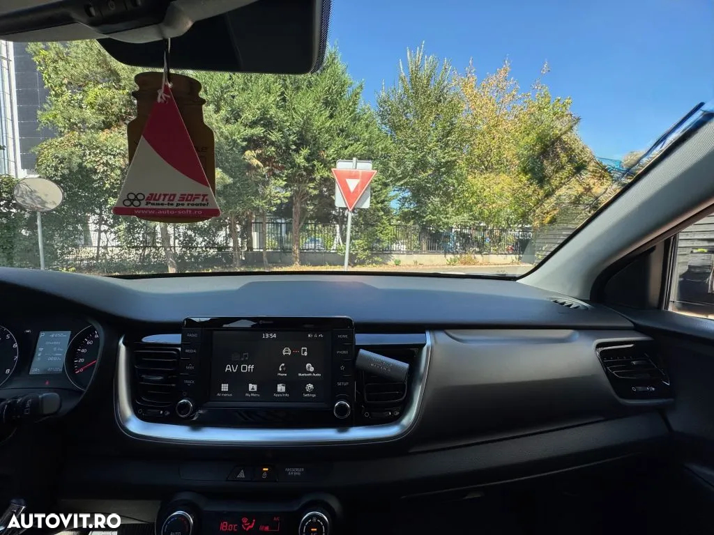 Kia Stonic 1.4 Autm. Edition 7 - 8